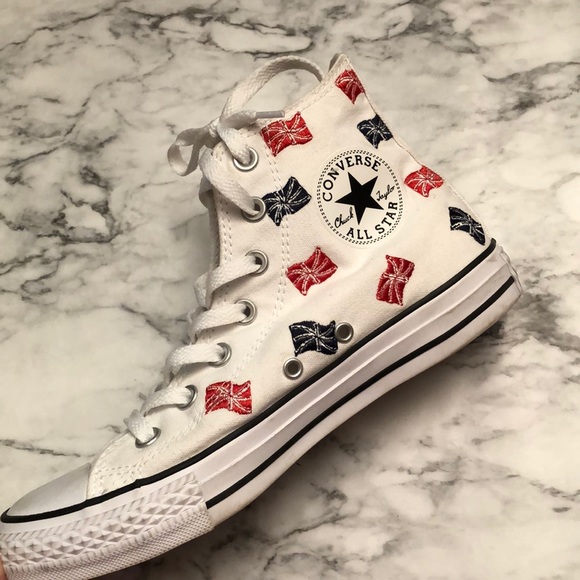 Chuck Taylor All Star Converse - Picture 2 of 8